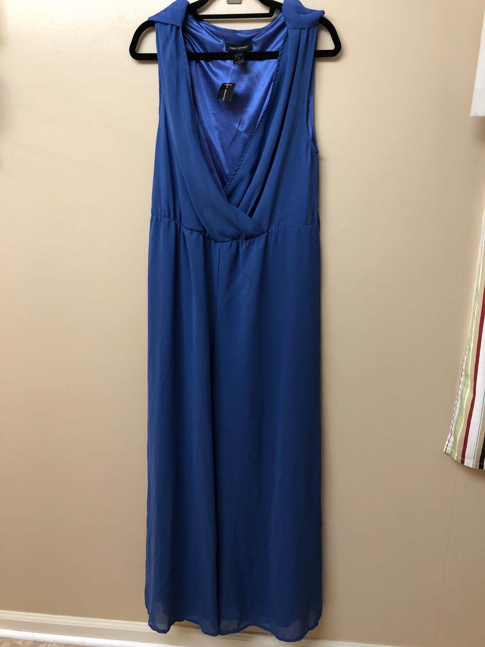 NWT Ashley Stewart Royal Blue Plunge Neckline Wide Leg Jumpsuit Size: 12